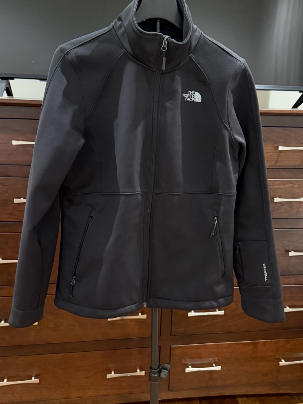North Face Windwall Windproof Jacket Size M